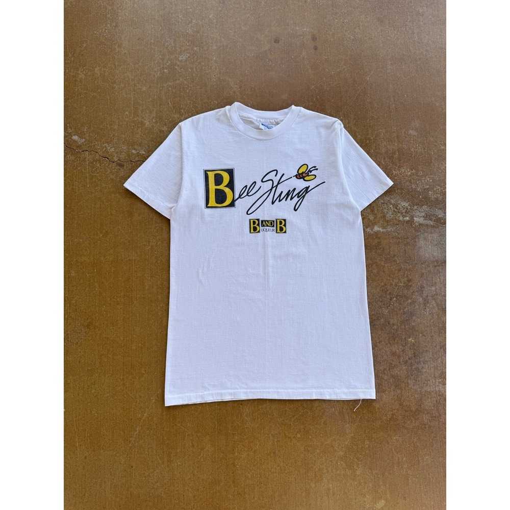 VTG 80s B&B French Brandy Liqueur Alcohol Promo Bee Sting T-Shirt (M)